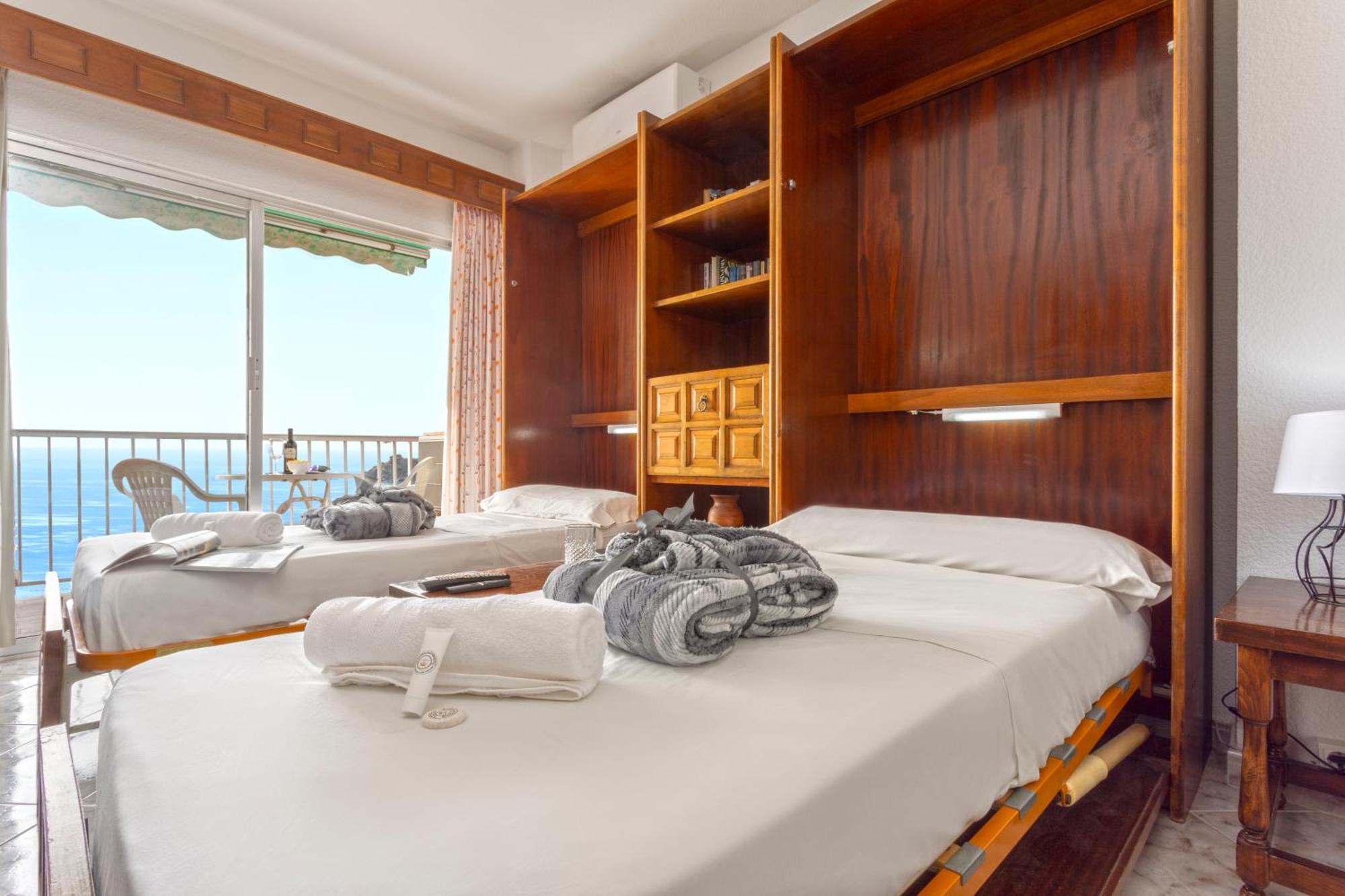 1004 - Beachfront Apartment On El Paseo, 4 Pers - Air Conditionning - Wi-Fi - Smart Tv Almuñécar Extérieur photo